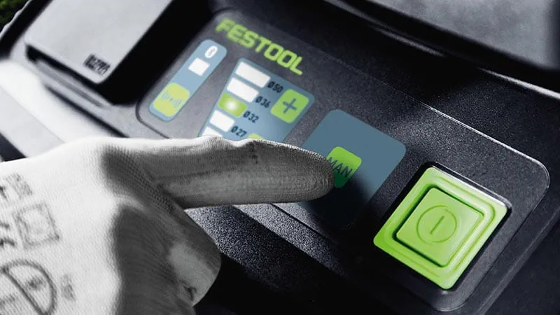 Със сензорно управление